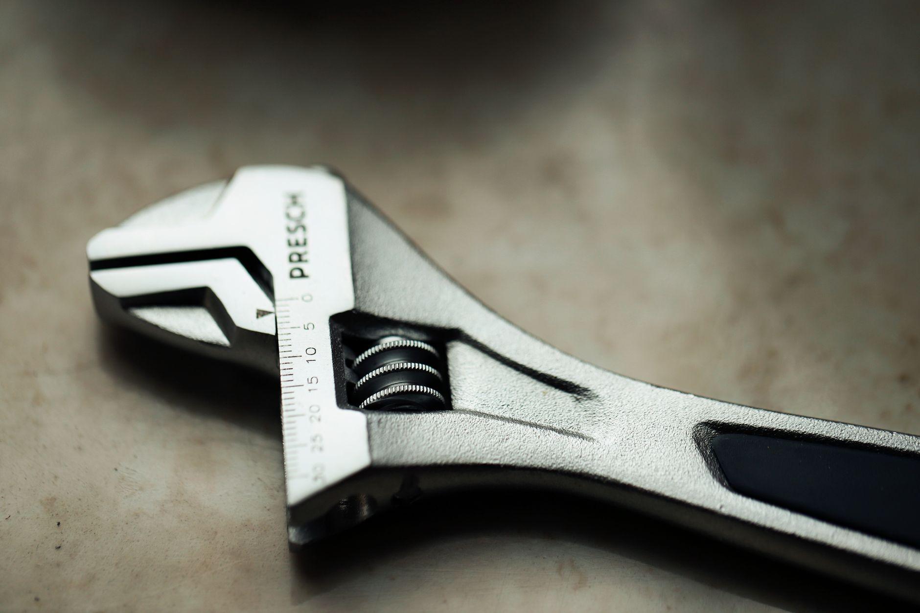 BETA 111N/300 12″ ADJUSTABLE WRENCH