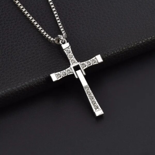 This is Brazil - New Fast and Furious 7 Moive Cross Brazilian Tourette Necklace Dominic Toretto Crystal Jesus Cross Pendant Necklace For Men Gifts Jewelry